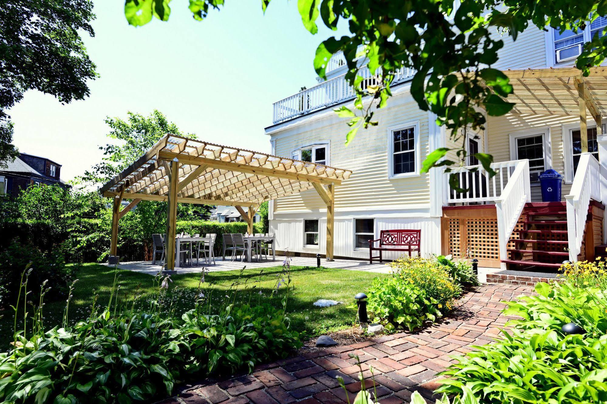 Beech Tree Inn And Cottage Newport Exterior foto